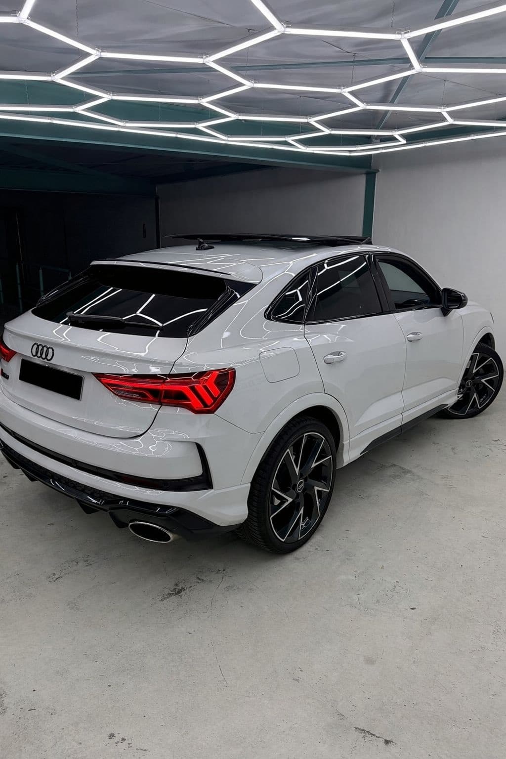 Audi RSQ3 Sportback 5