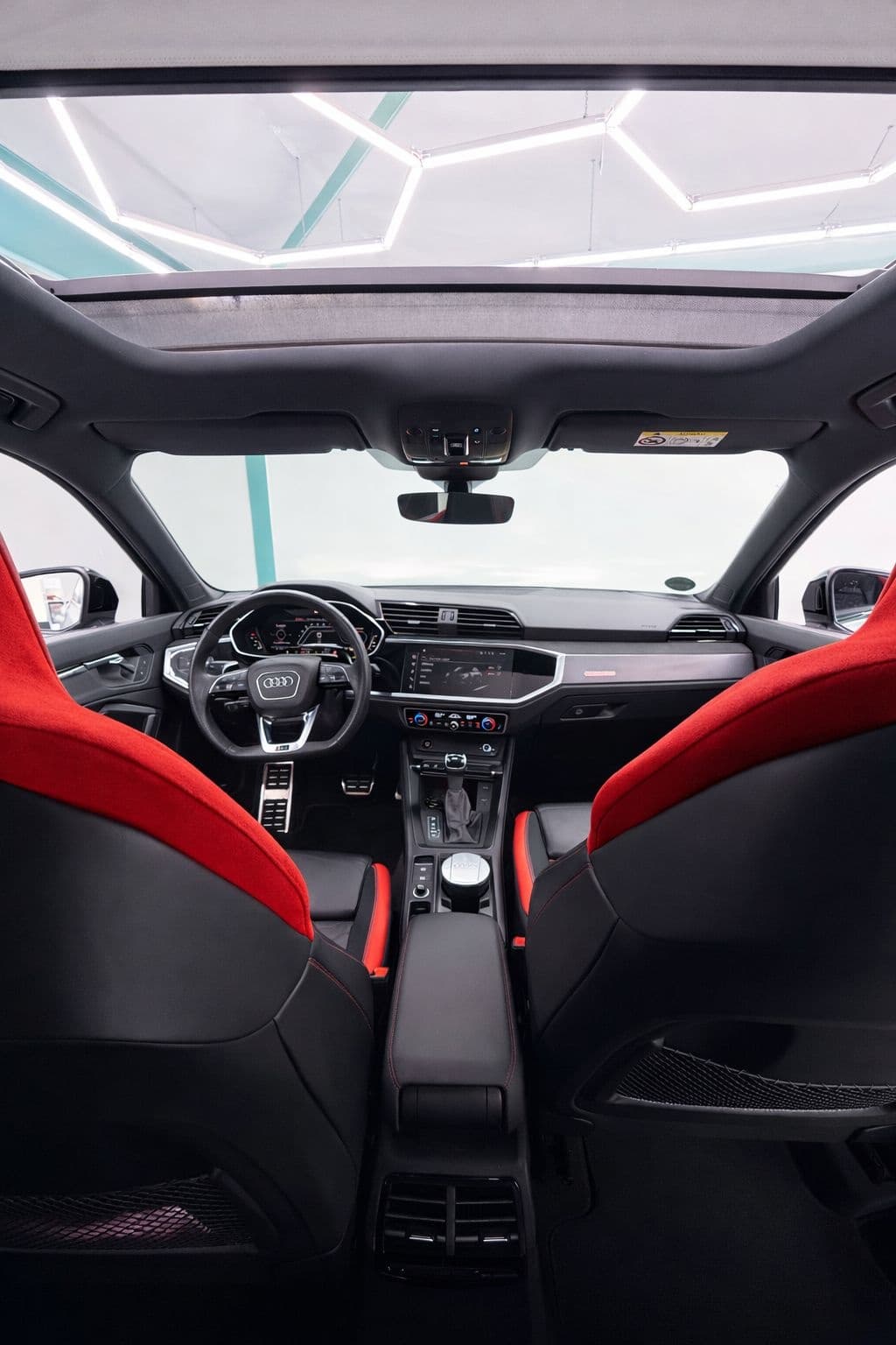 Audi RSQ3 Sportback 6