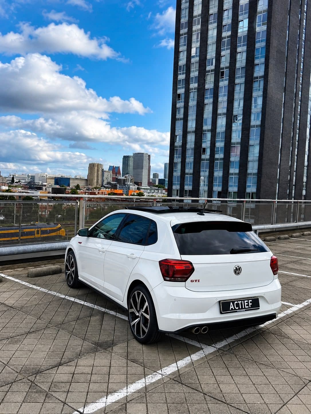 Volkswagen Polo GTI 4