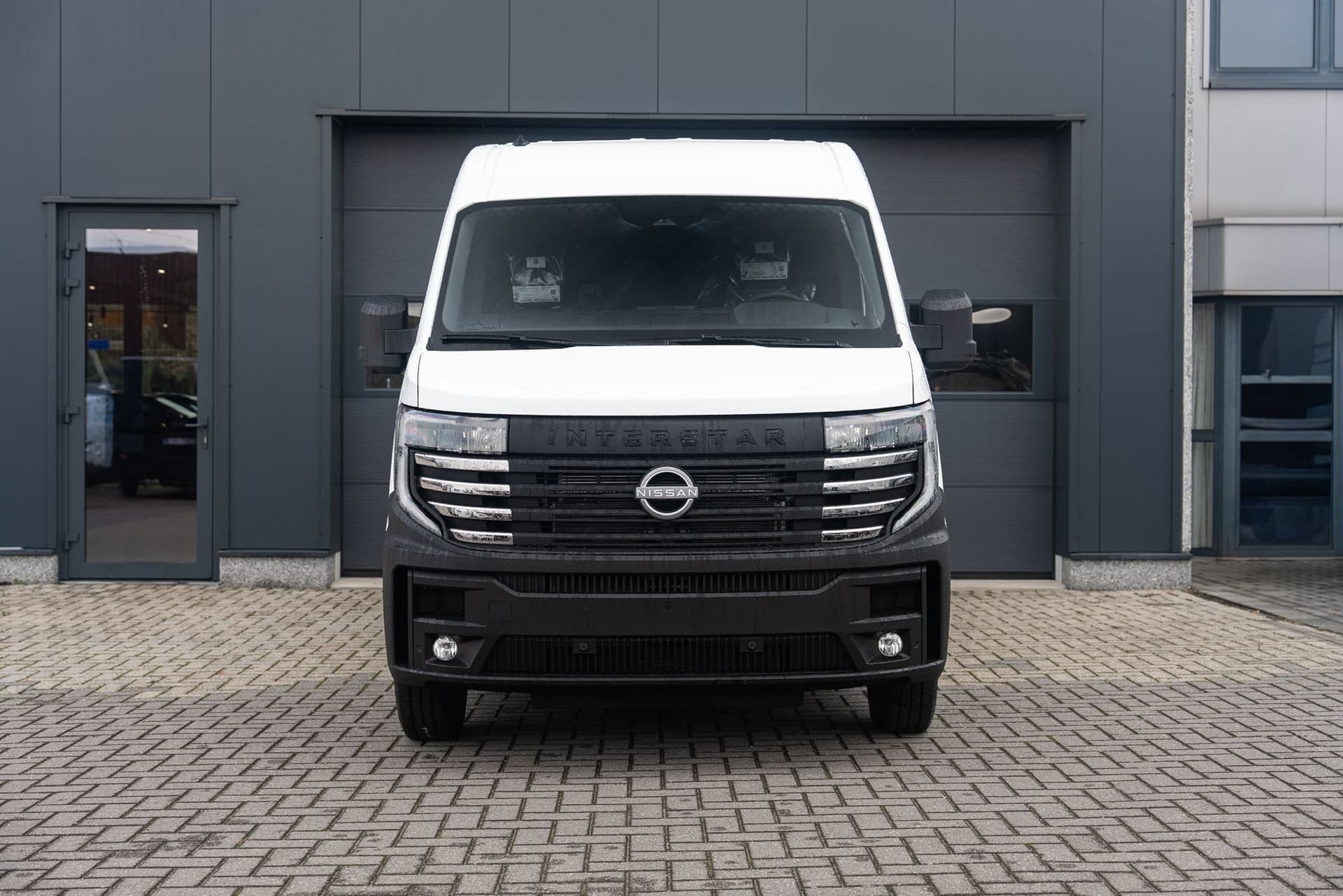 Nissan Interstar 2