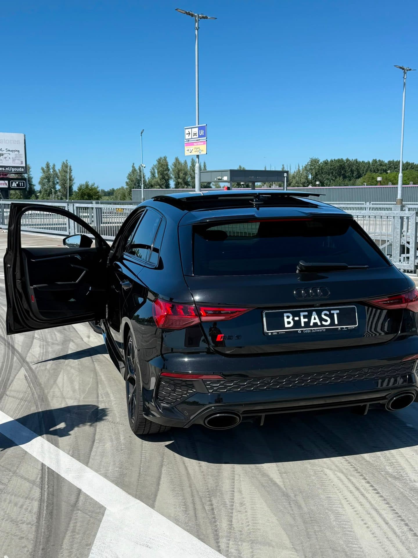 Audi RS3 Sportback 4
