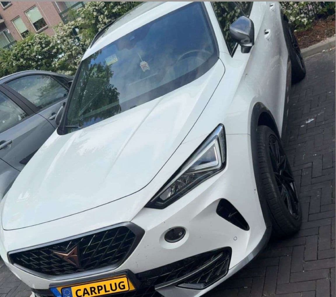 Cupra Formentor huren Amsterdam — Carplug EU