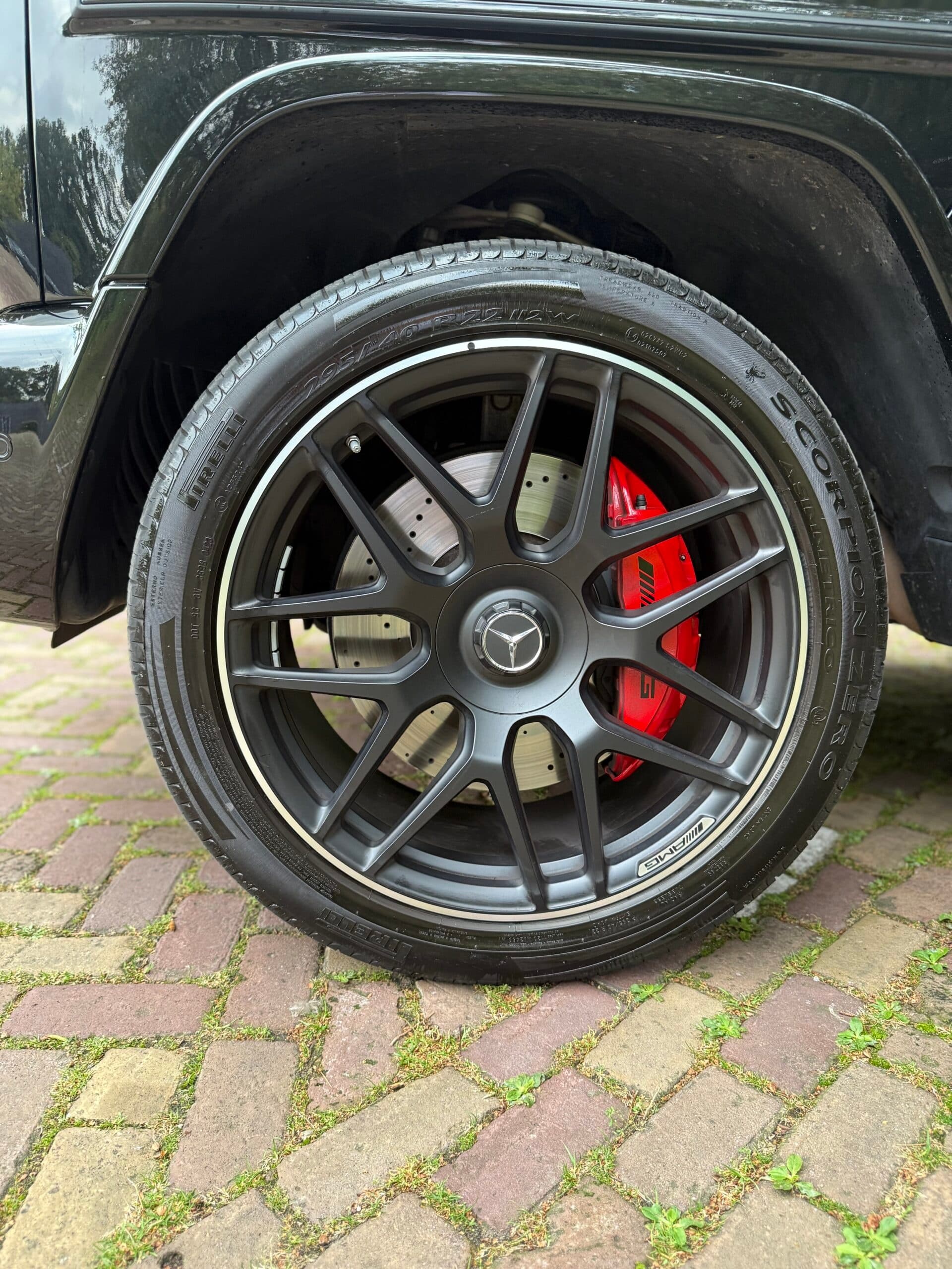 Mercedes-AMG G63 7
