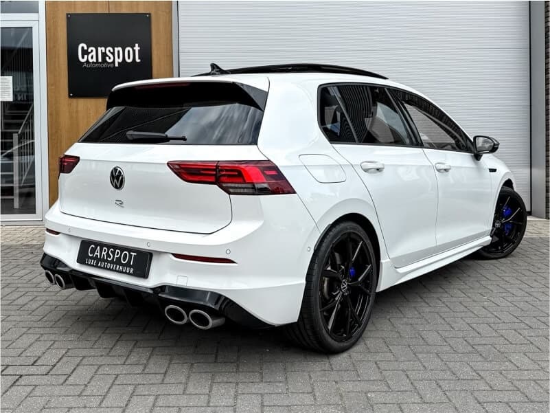 Volkswagen Golf 8R 2