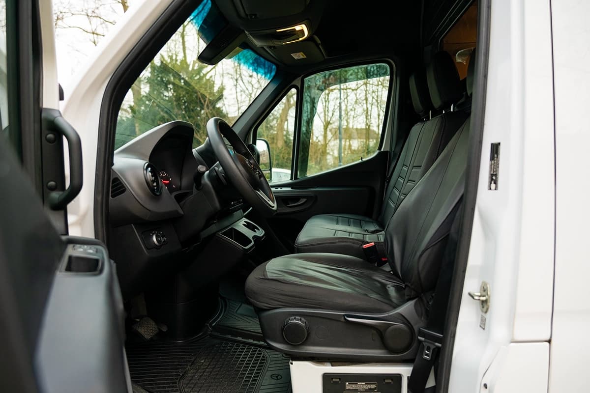 Mercedes-Benz Sprinter 5