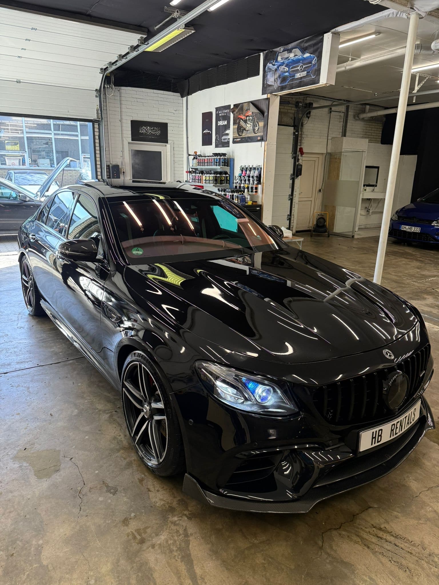 Mercedes-Benz E63s AMG 2
