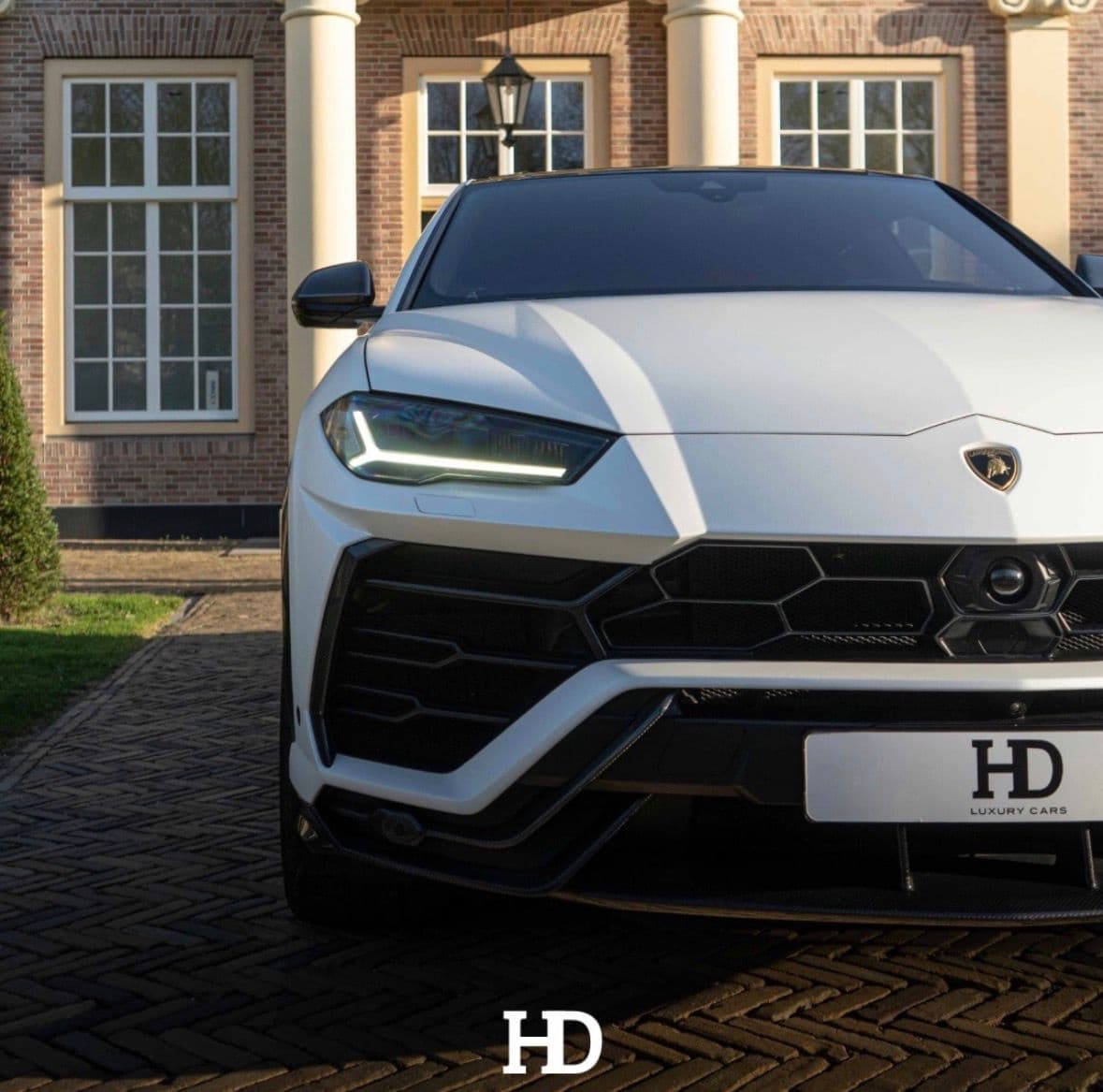 Lamborghini Urus 3
