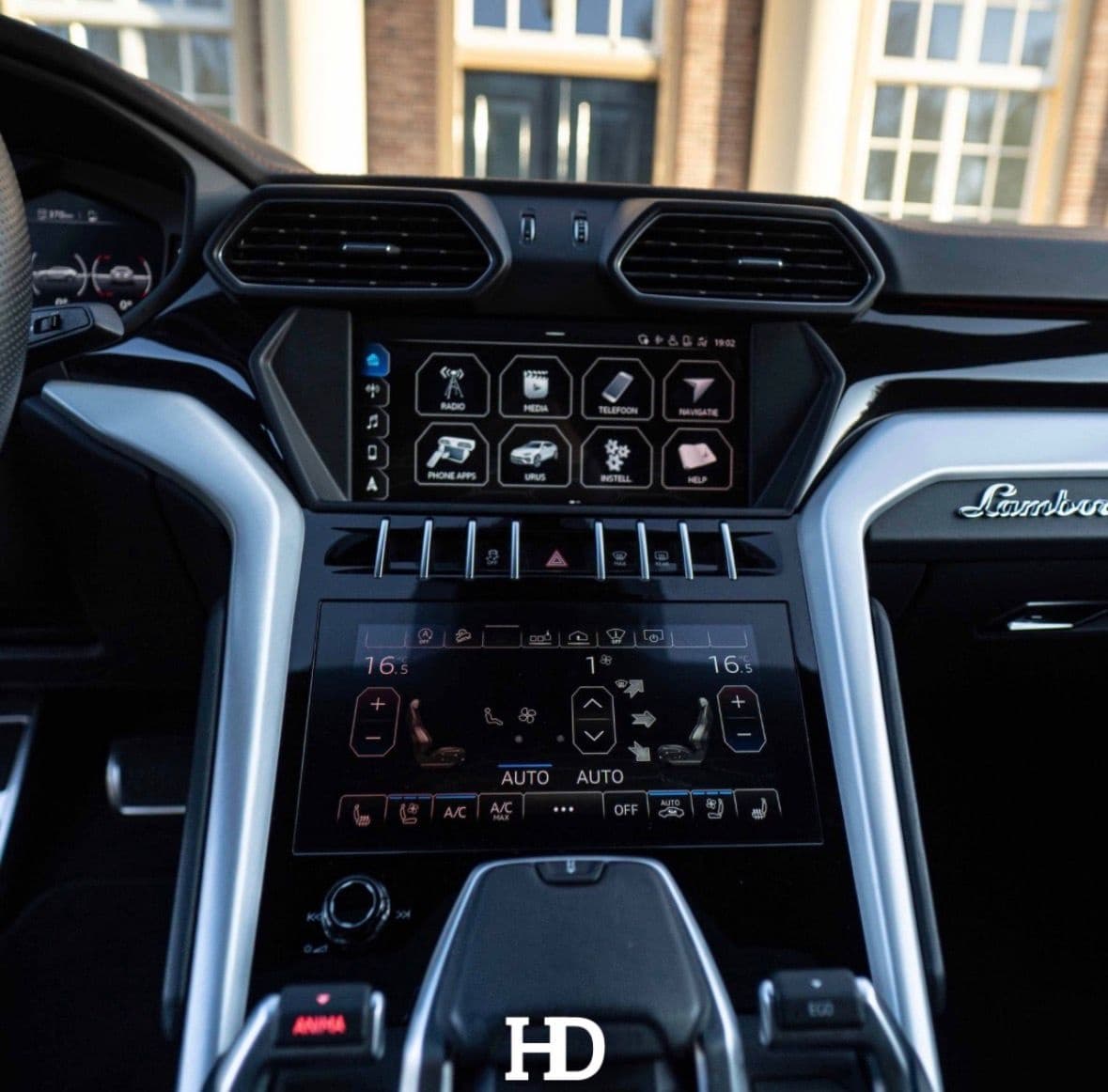 Lamborghini Urus 7