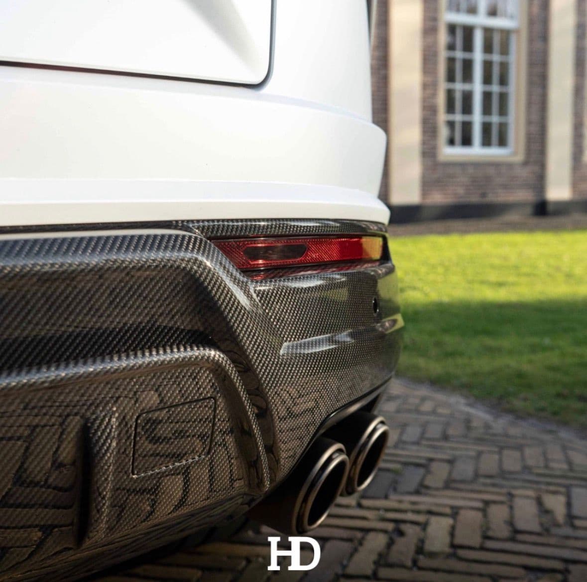Lamborghini Urus 9