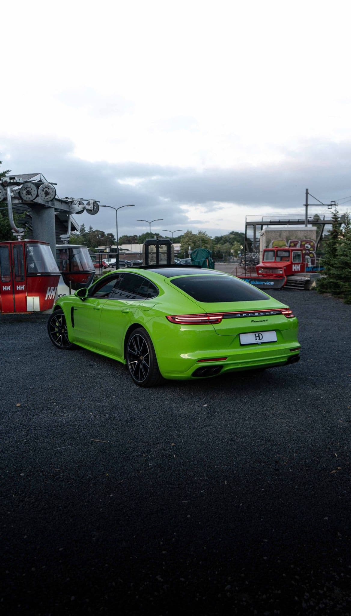 Porsche Panamera 4S 3