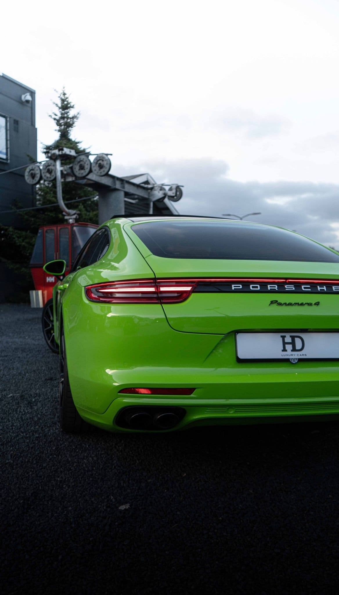 Porsche Panamera 4S 4