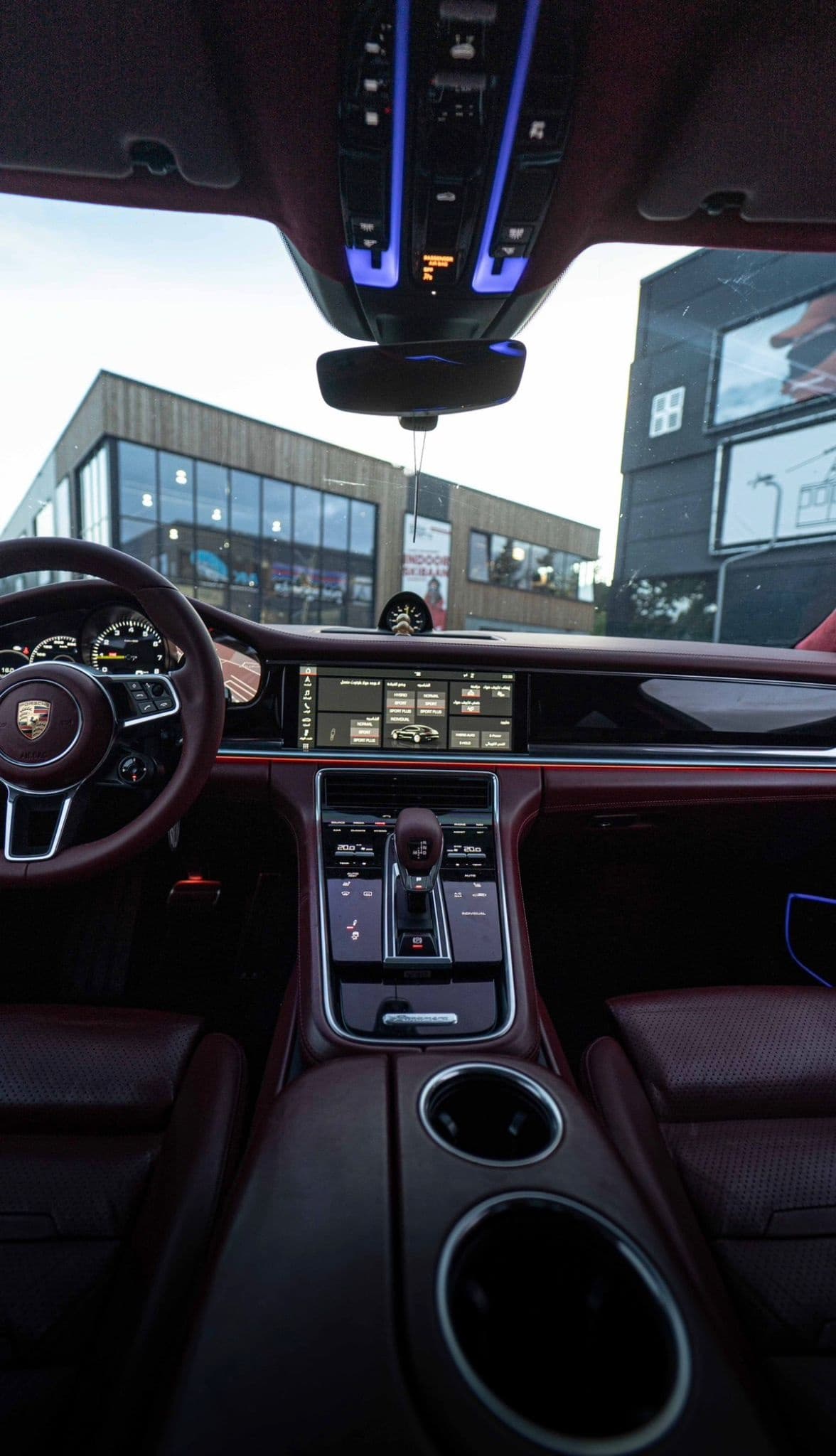 Porsche Panamera 4S 5