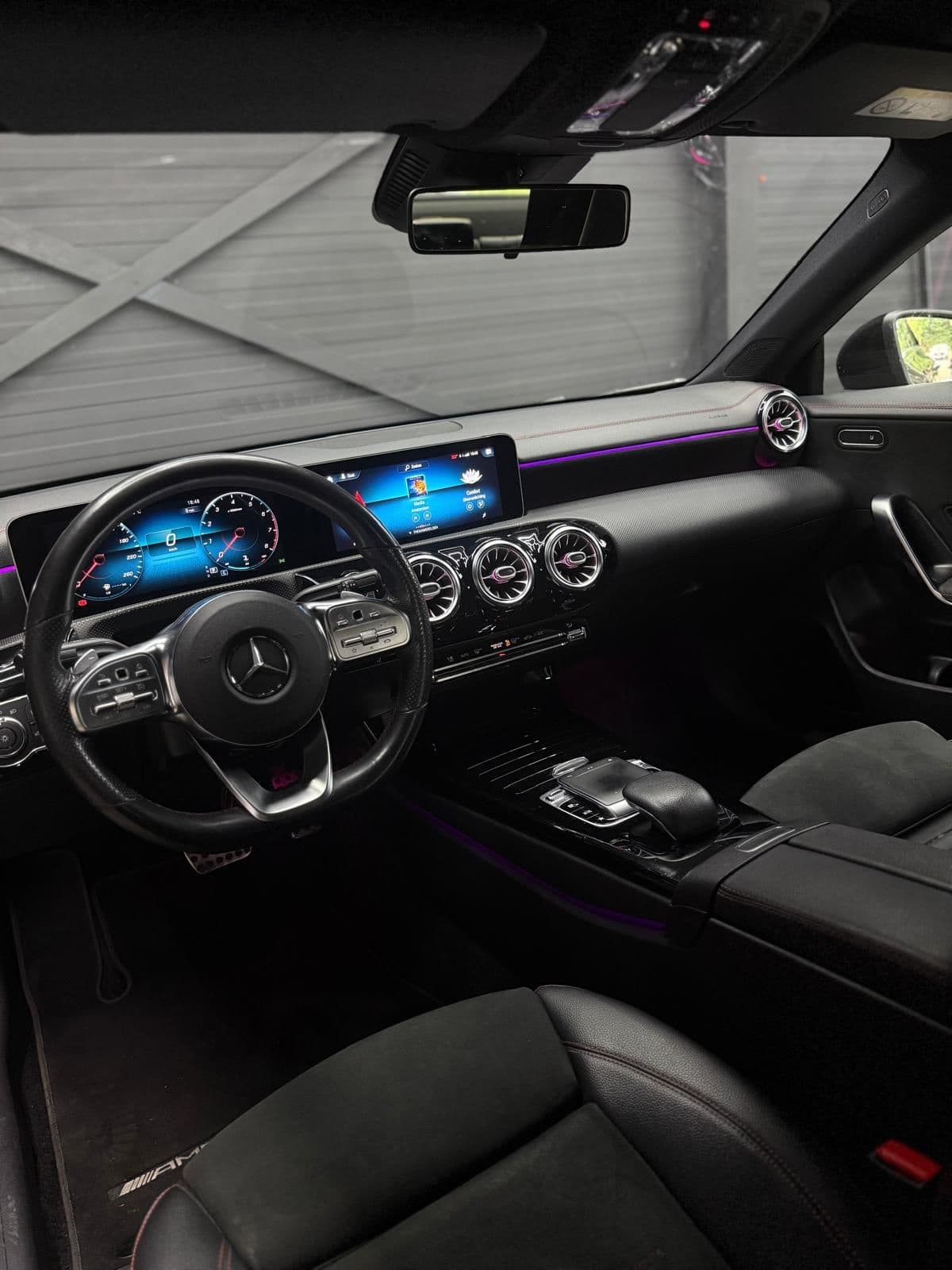 Mercedes-Benz CLA220 3