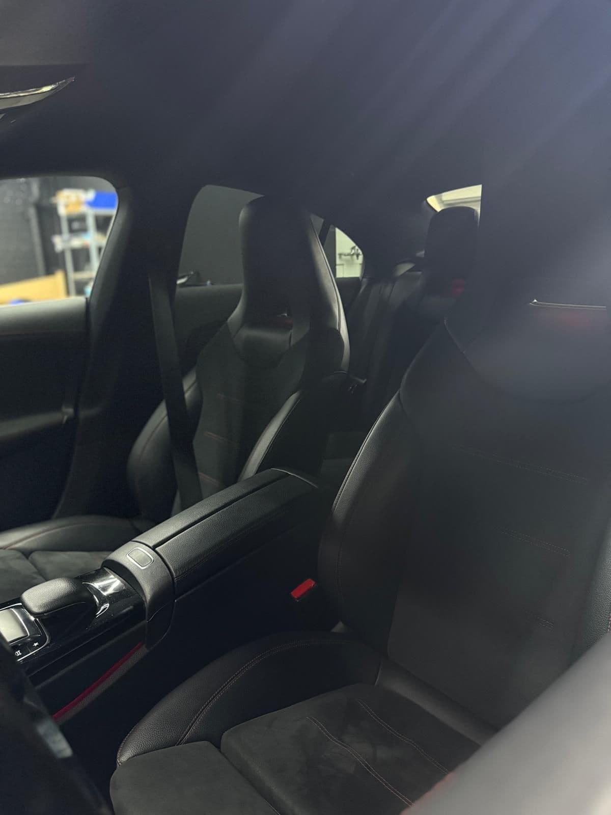 Mercedes-Benz CLA220 4