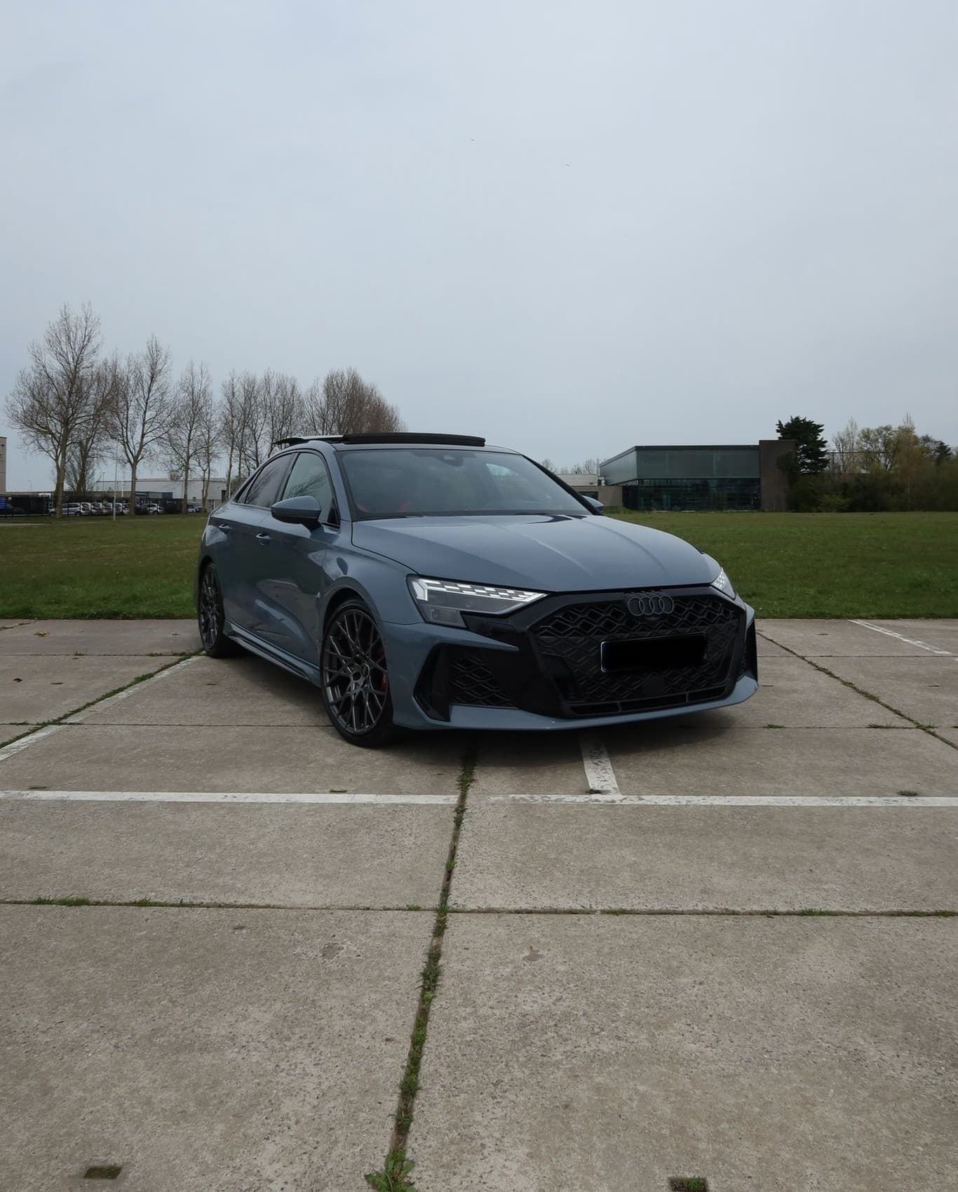 Audi RS3 Limousine (2025) huren Almere — OVO Autoverhuur