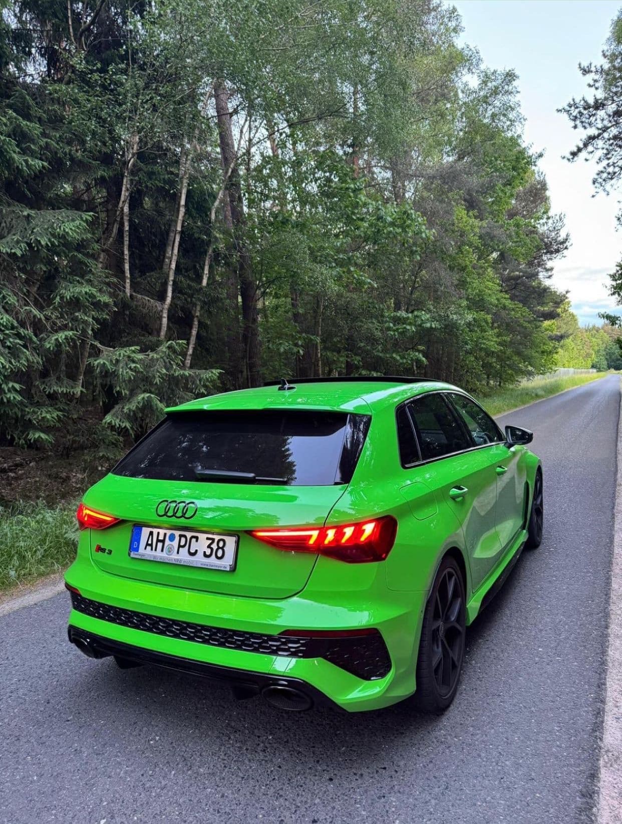 Audi RS3 Sportback 2
