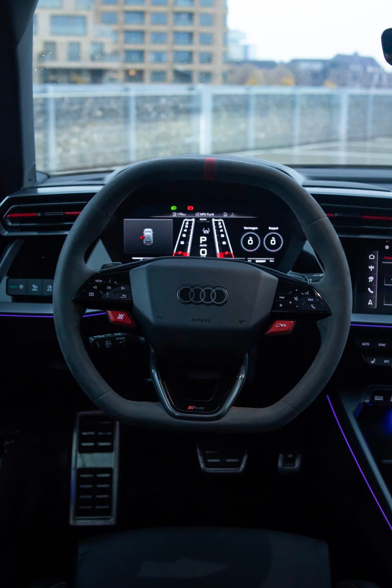 Audi RS3 2025 4
