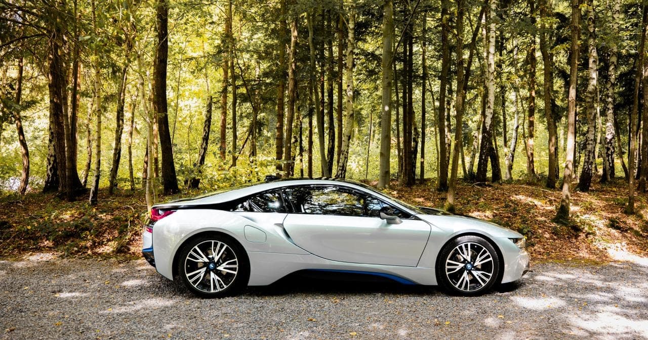 BMW i8 4