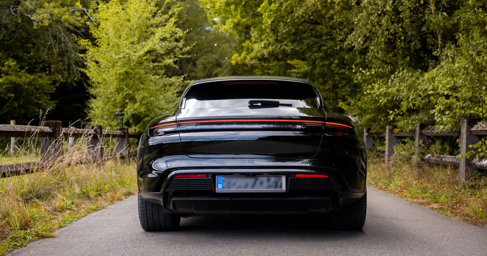 Porsche Taycan 3