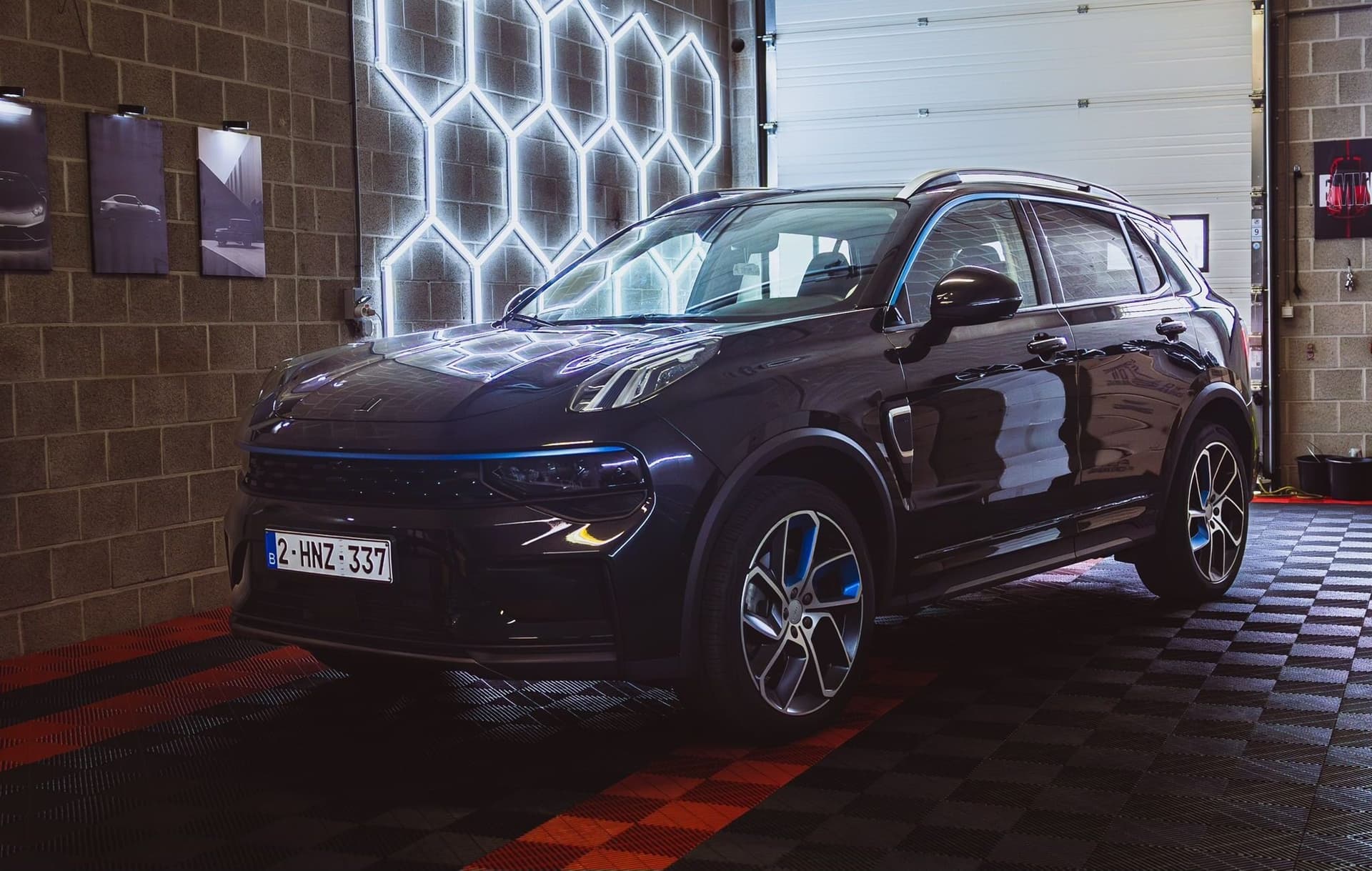 Lynk & Co & Co huren Lommel — AVS Autoverhuur