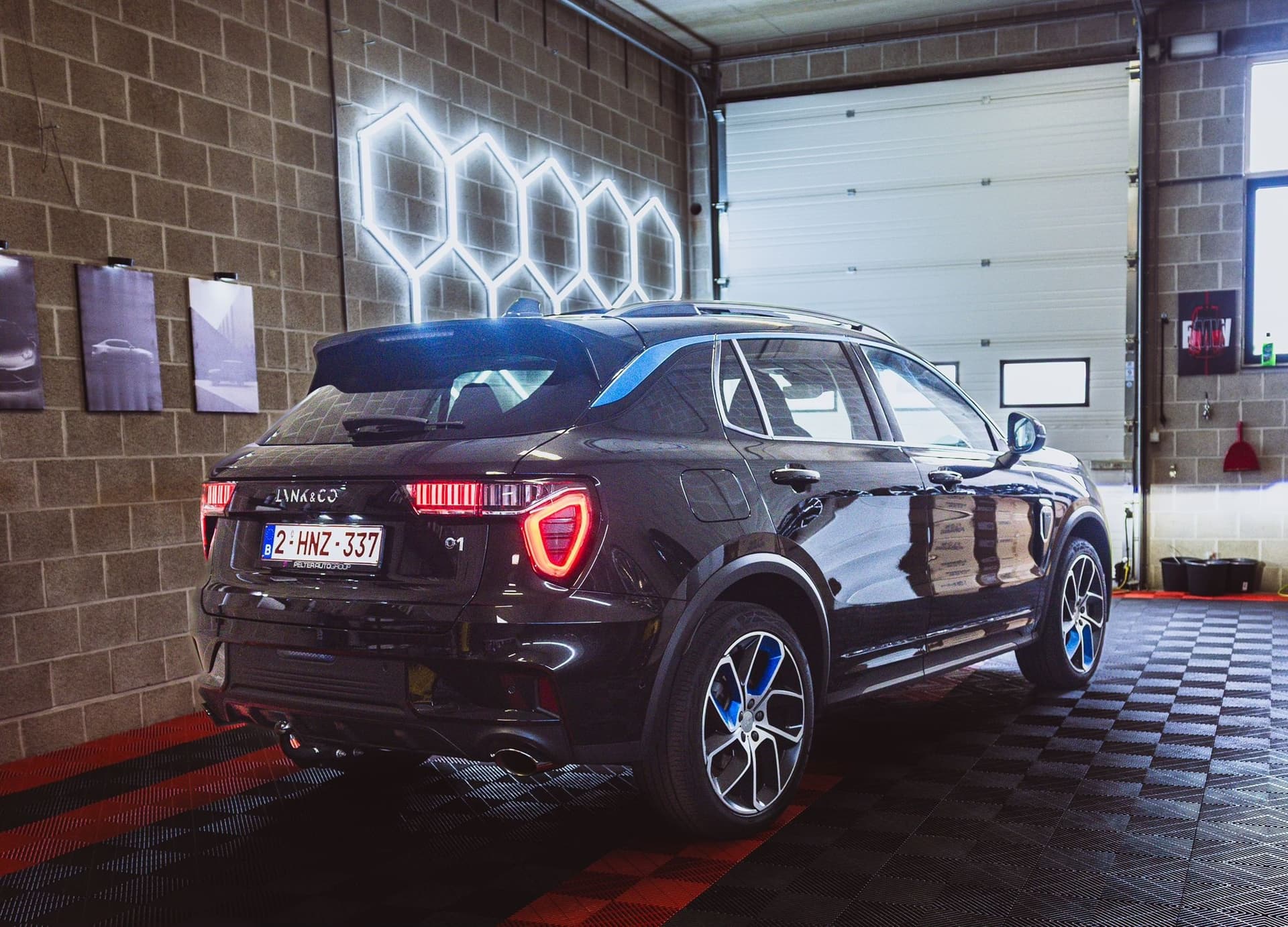 Lynk & Co & Co 2