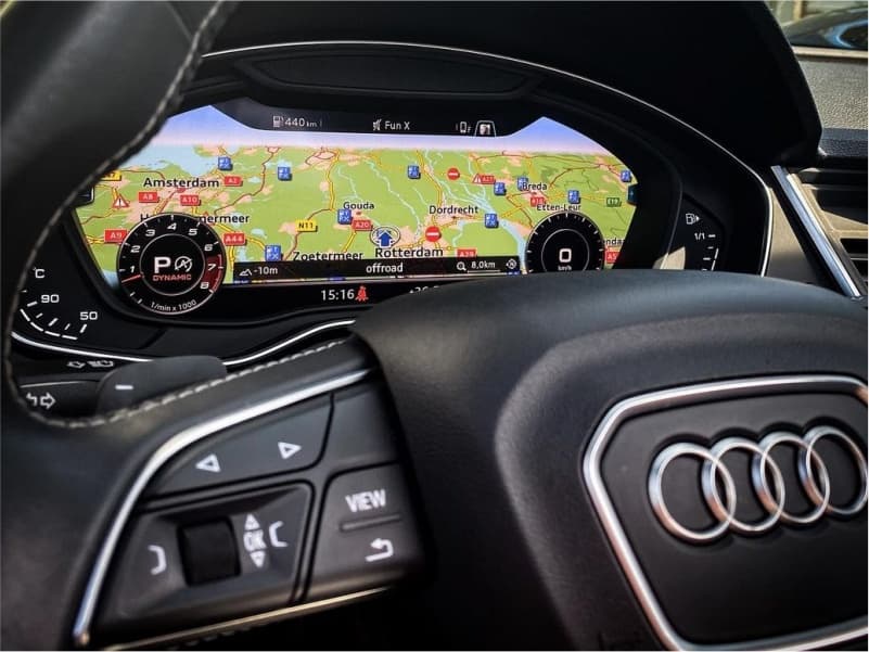 Audi SQ5 2