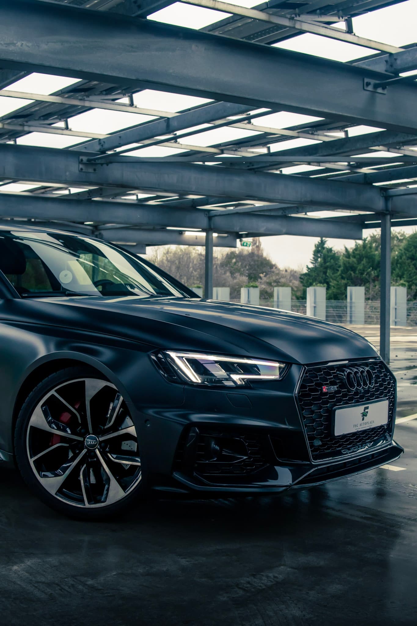 Audi RS4 5