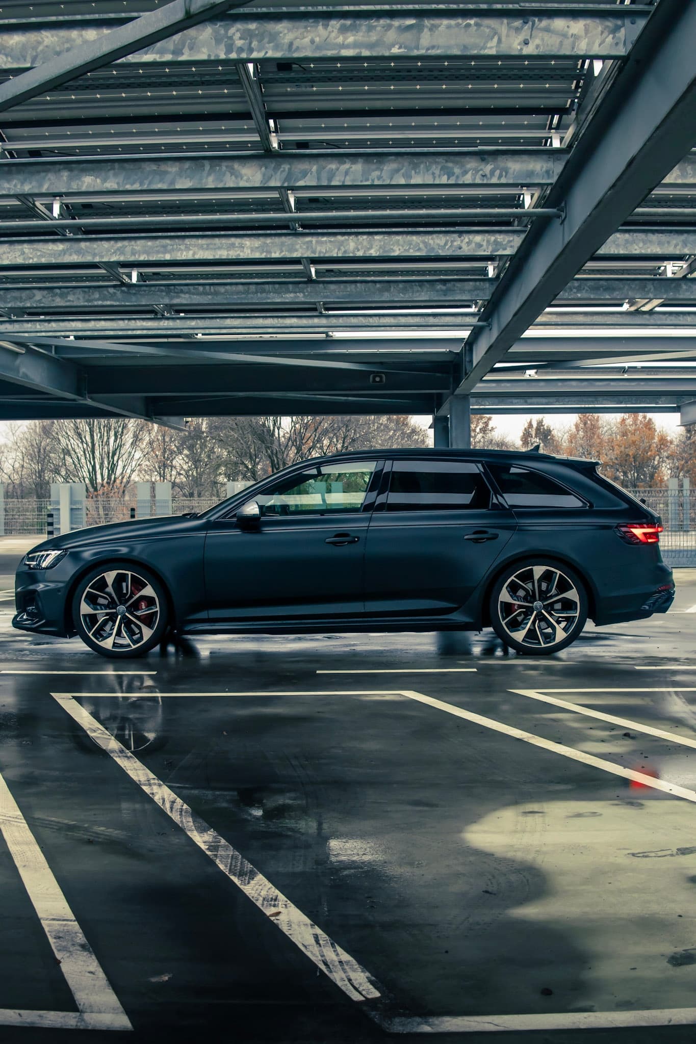 Audi RS4 6