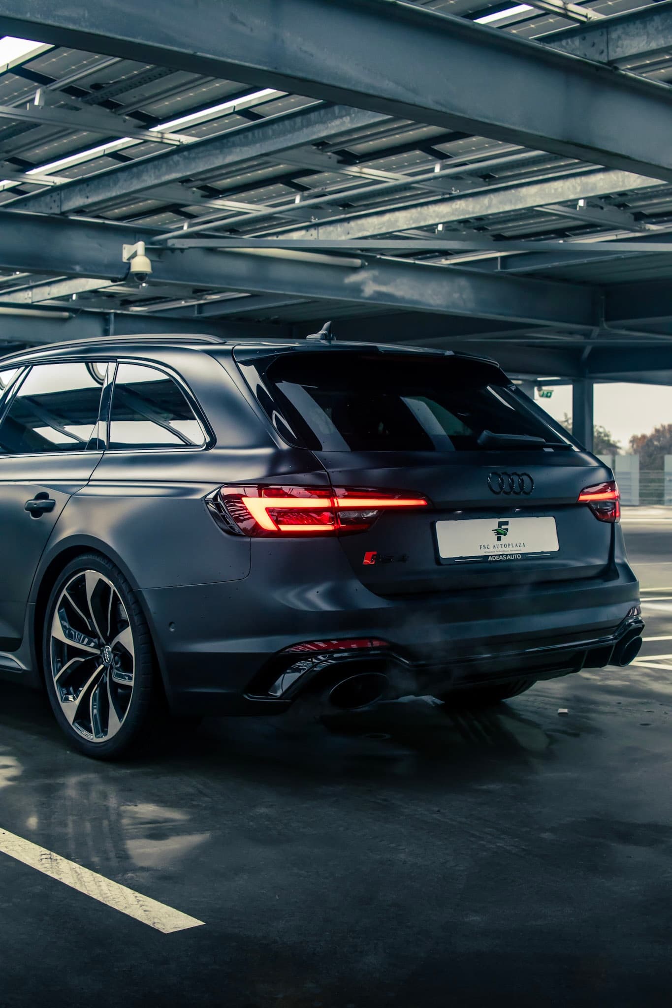 Audi RS4 7