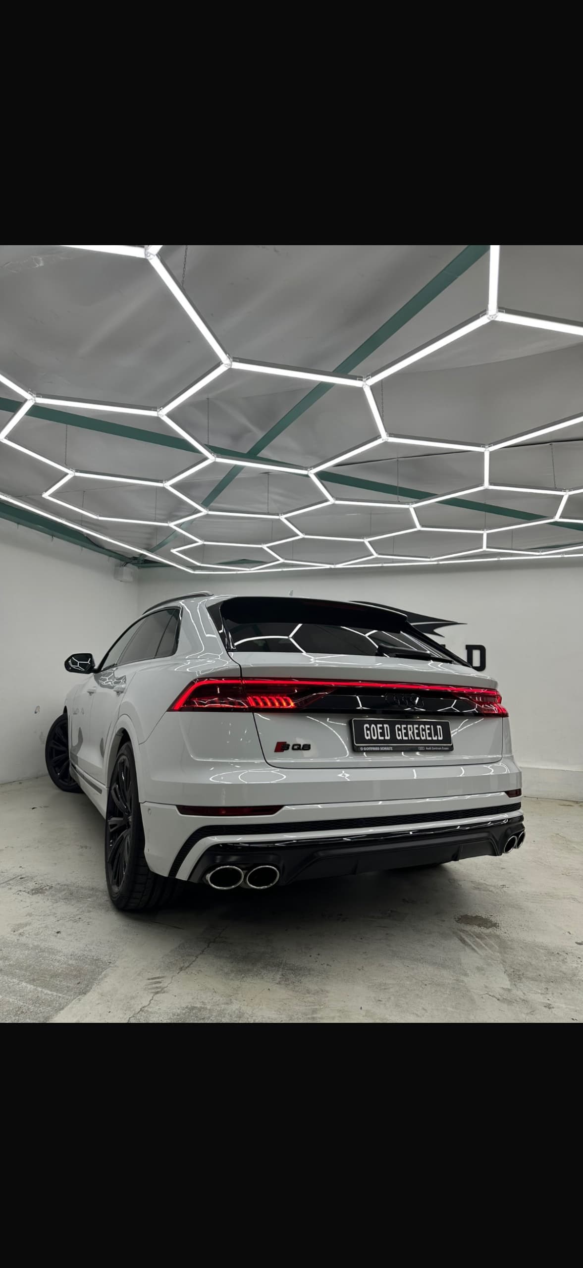 Audi SQ8 8