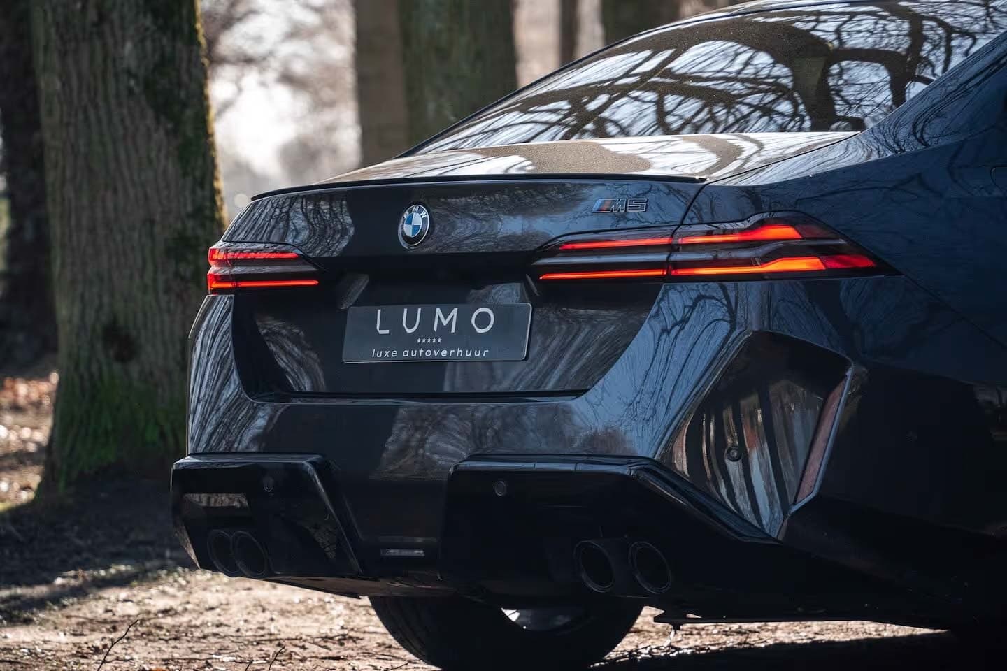 BMW M5 4
