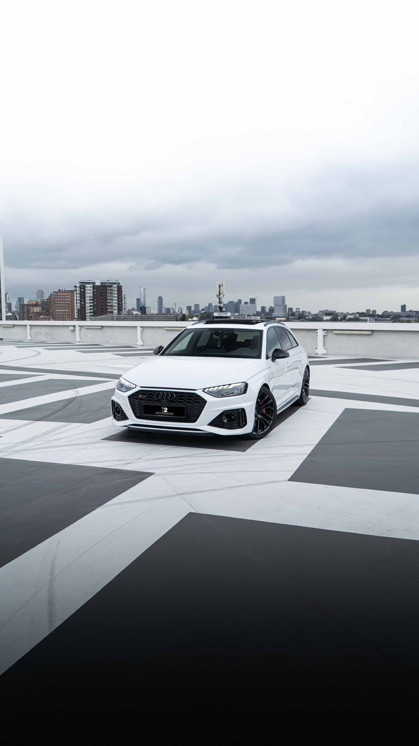 Audi RS4 Avant huren Rotterdam — Autoverhuur 72