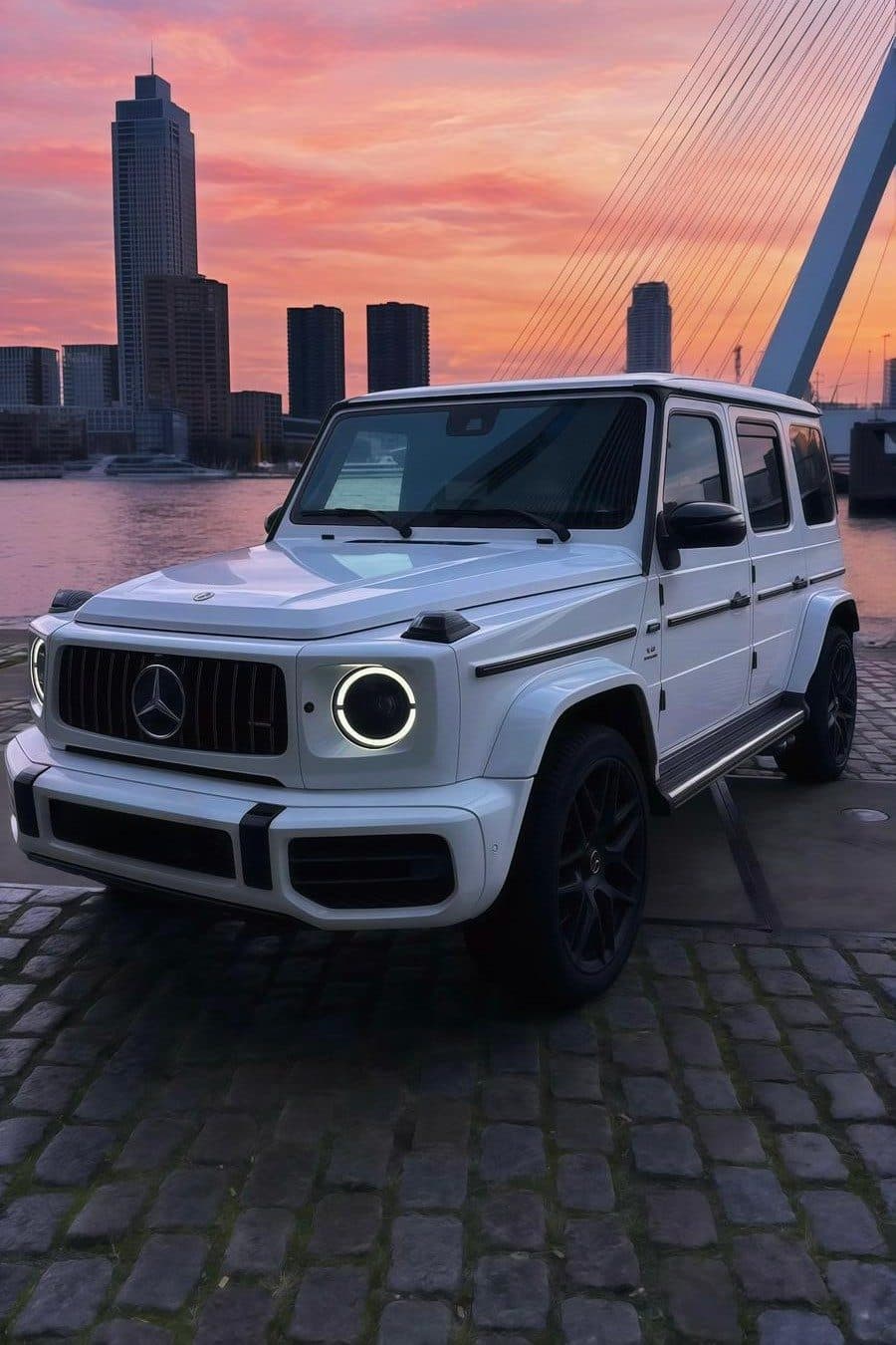 Mercedes-Benz G63 AMG huren Alphen a/d Rijn — Aautoverhuur