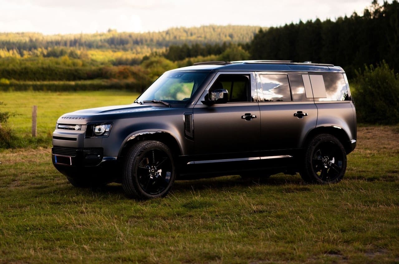 Land Rover Defender huren Brussel — AirGT