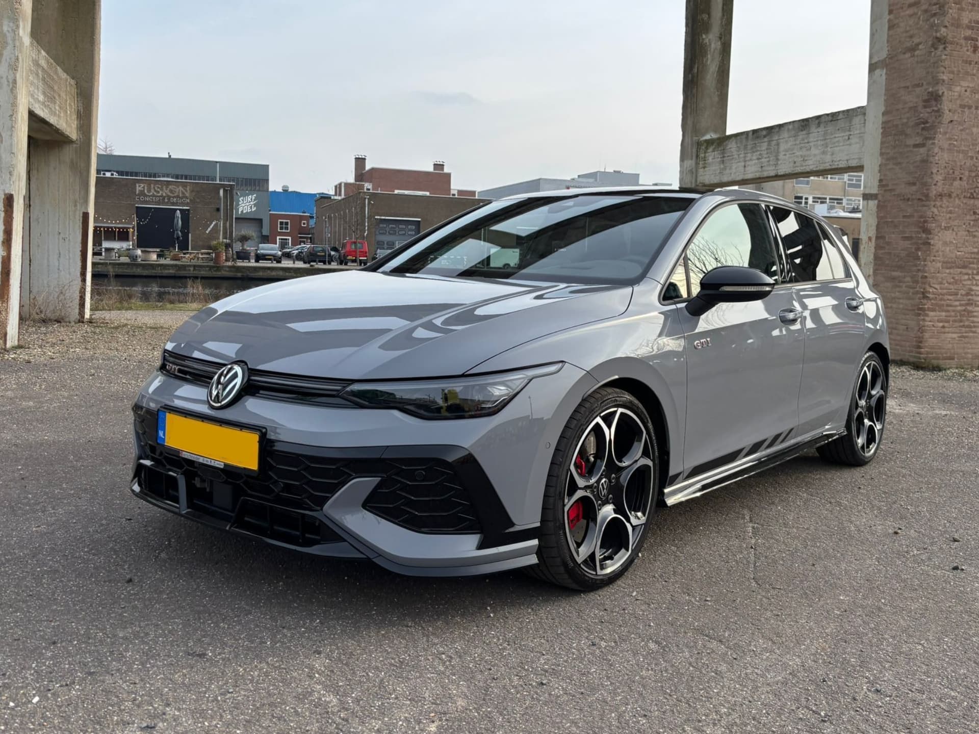 Volkswagen Golf 8.5 GTI Clubsport huren Den Haag — AlleKlasse Verhuur