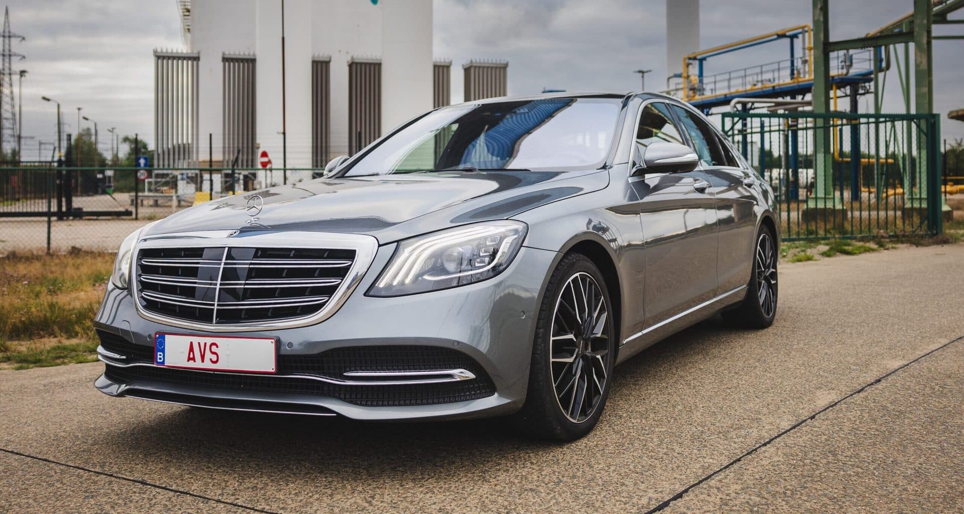 Mercedes-Benz S400d huren Lommel — AVS Autoverhuur
