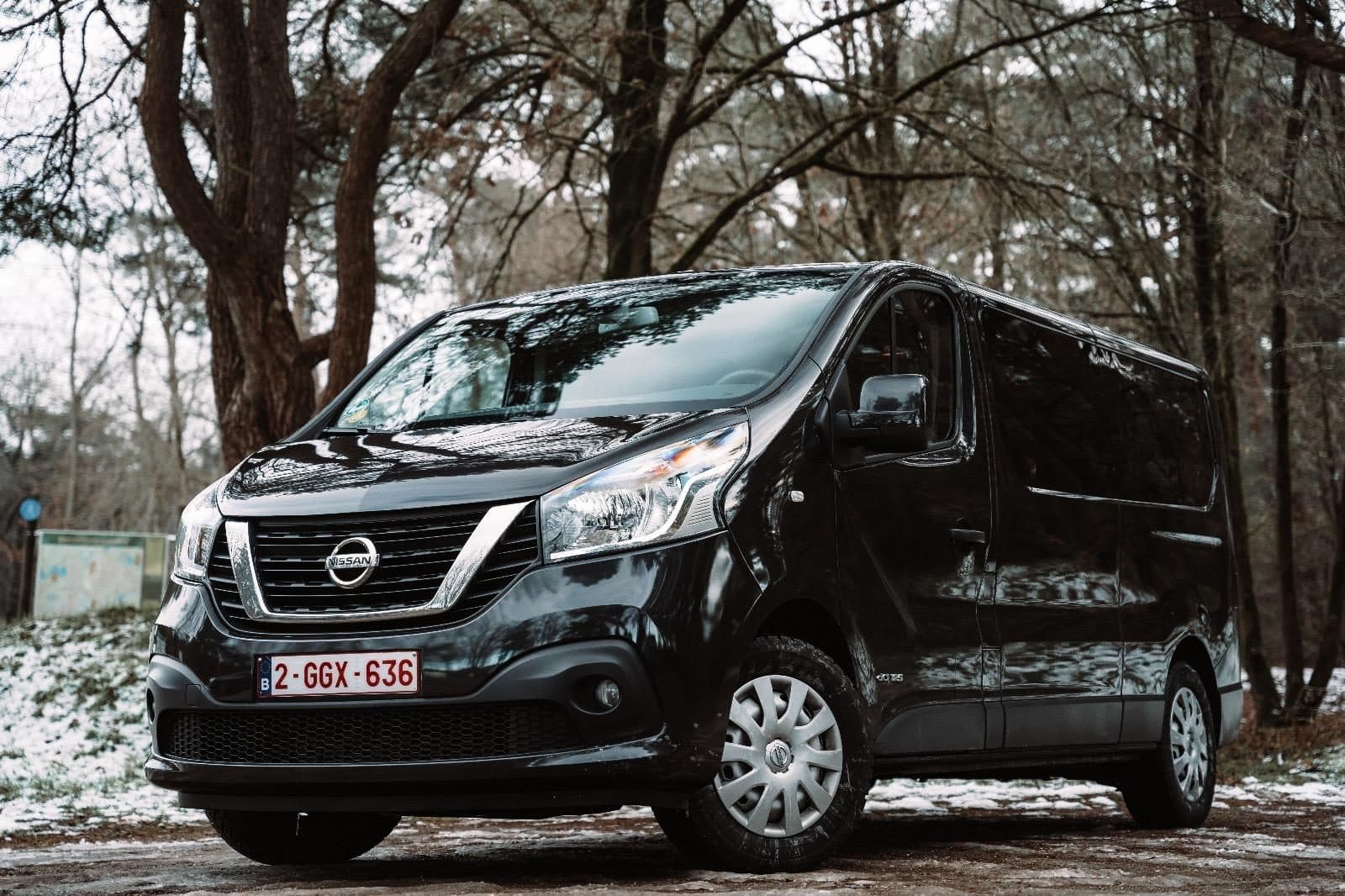 Nissan NV300 8+1