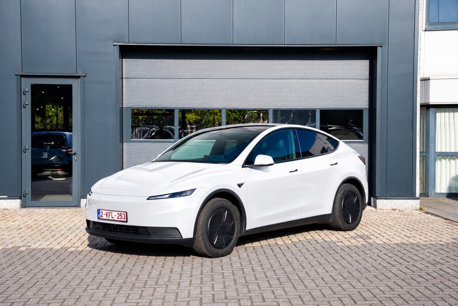 Tesla Y