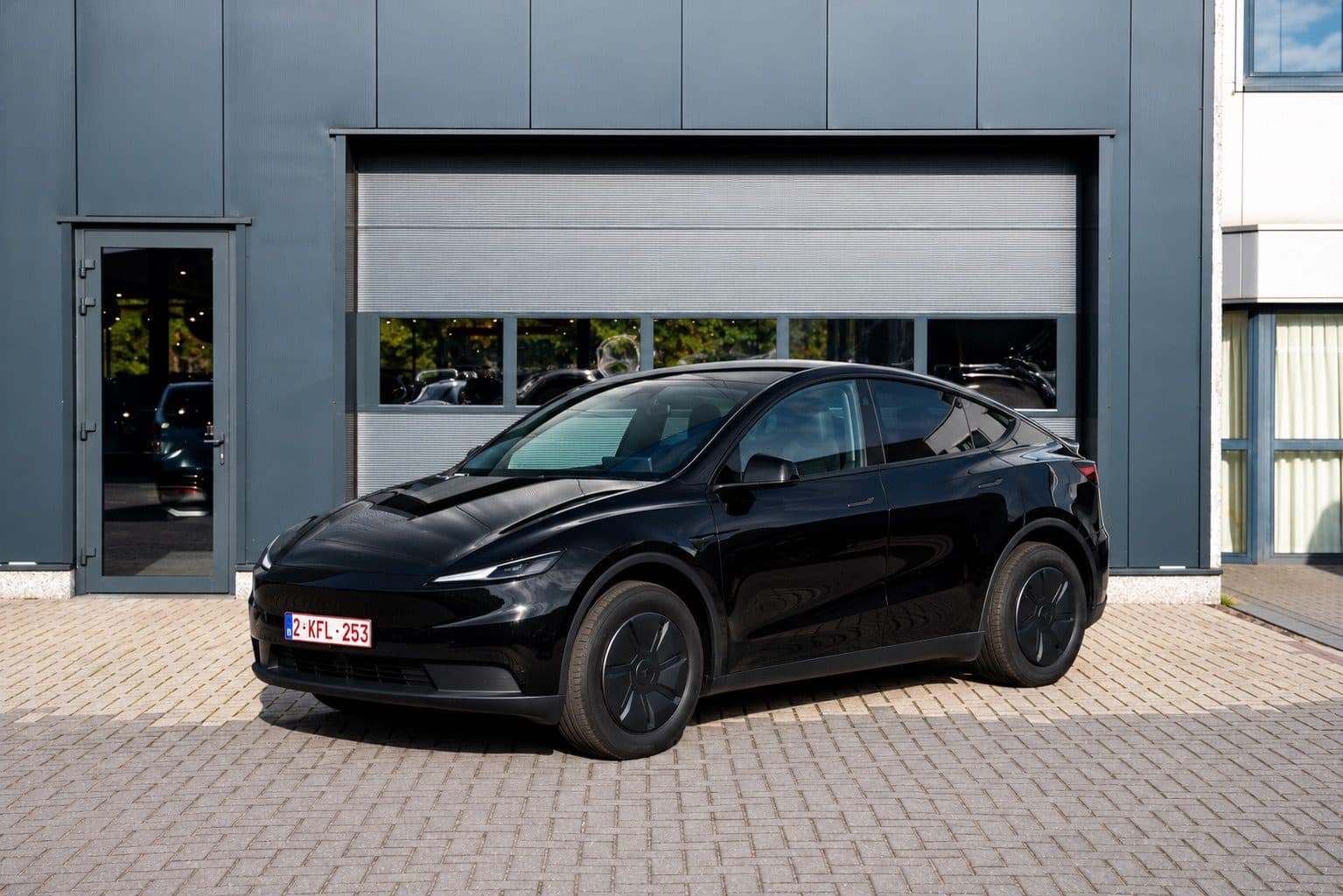 Tesla Y