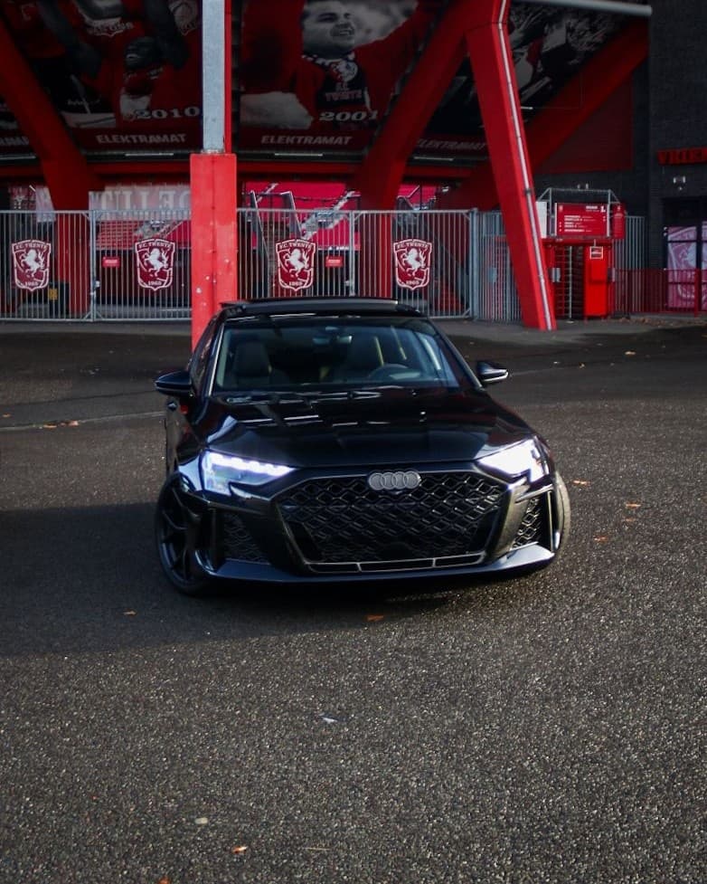 Audi RS3 Sportback (2025) huren Enschede — Borz Rental