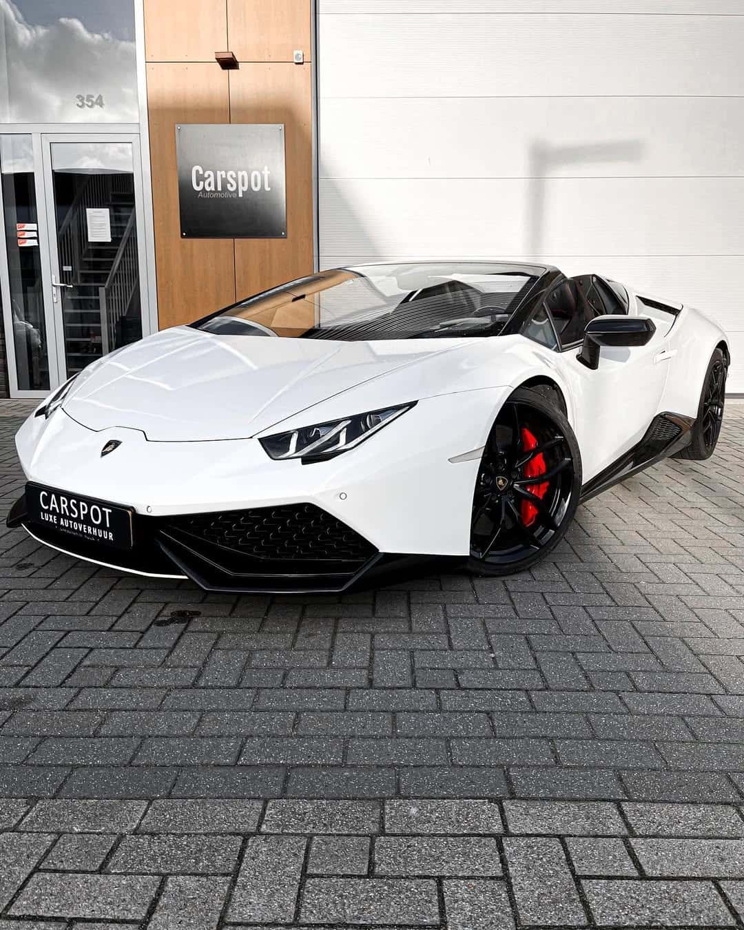 Lamborghini Huracán Spyder huren Rotterdam — Carspot Autoverhuur