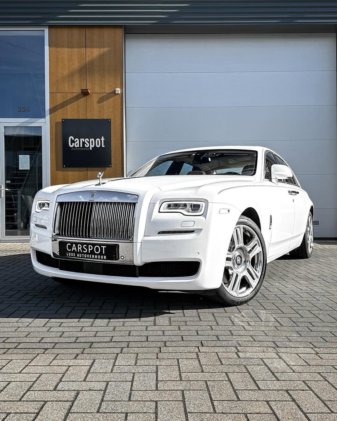Rolls-Royce Ghost huren Rotterdam — Carspot Autoverhuur