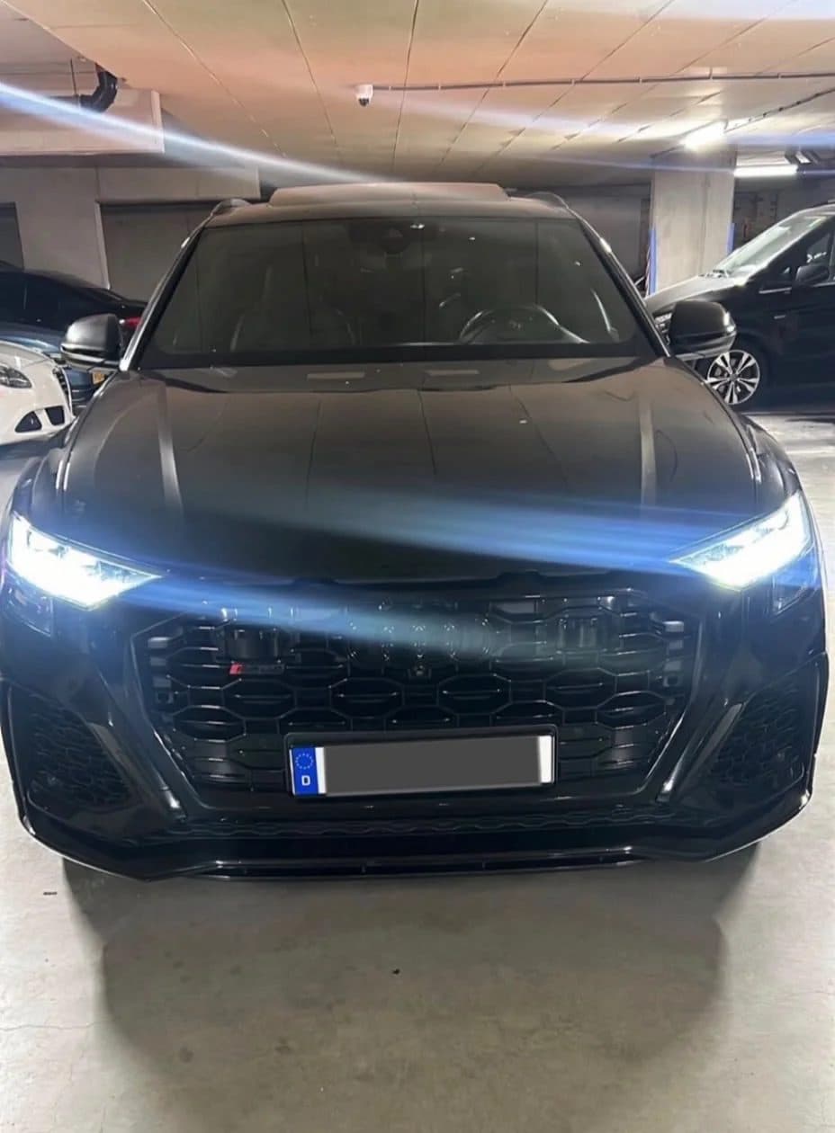 Audi RSQ8 Performance huren Amsterdam — FastCarsRental