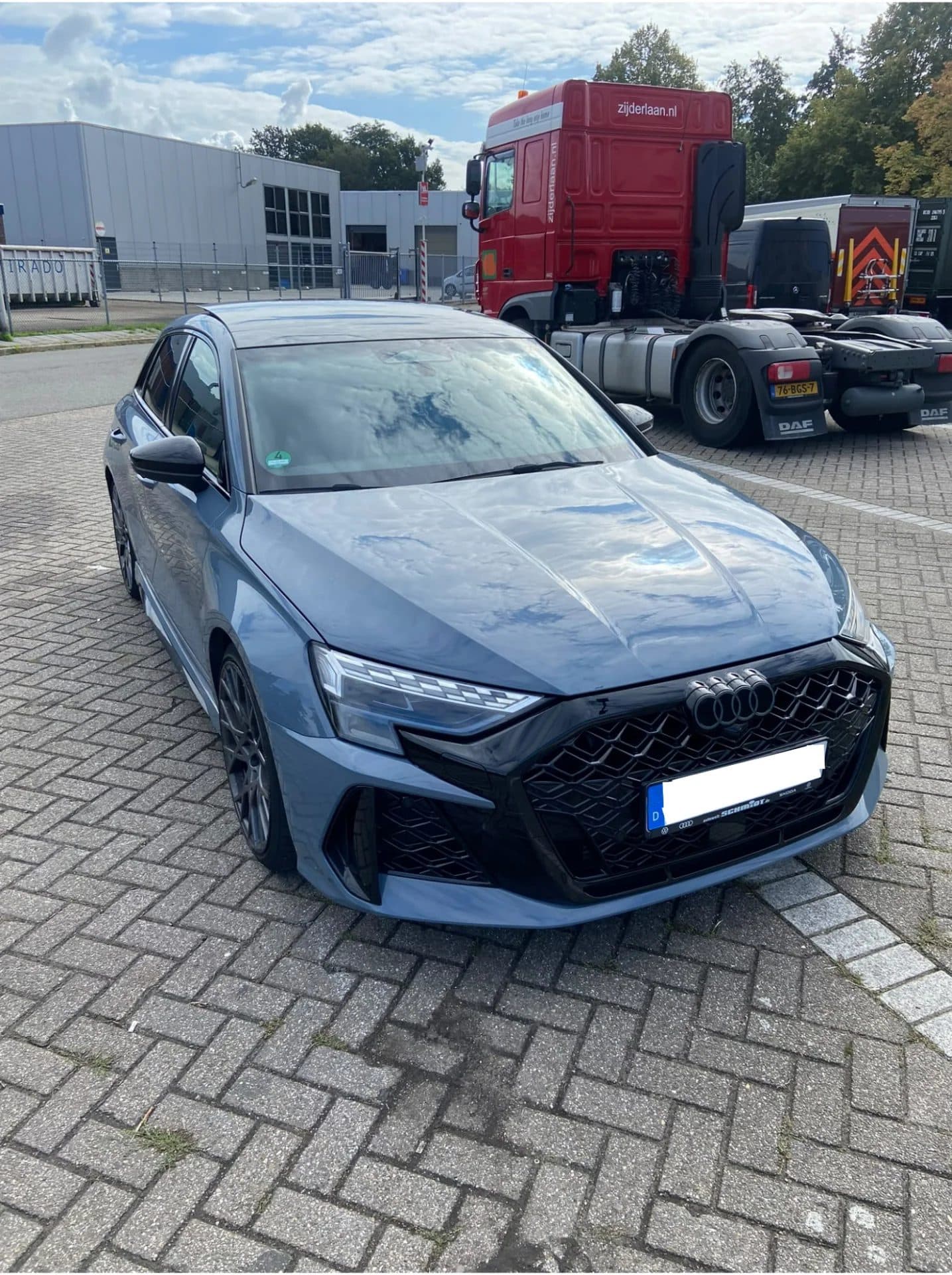 Audi RS3 Sportback (2026) huren Rotterdam — FASTRENT