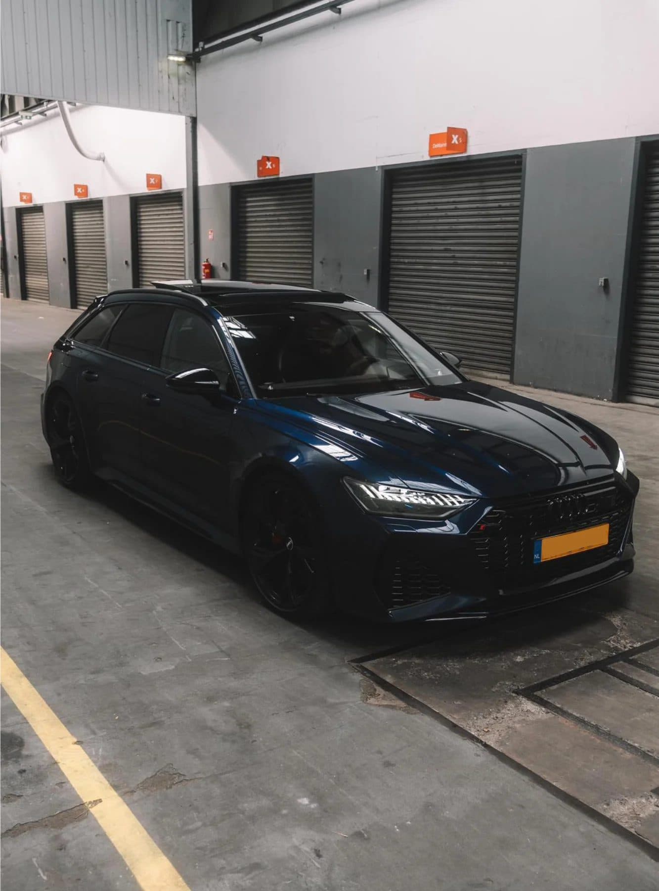 Audi RS6 Performance huren Den Haag — FOUR SEASONS RENTAL