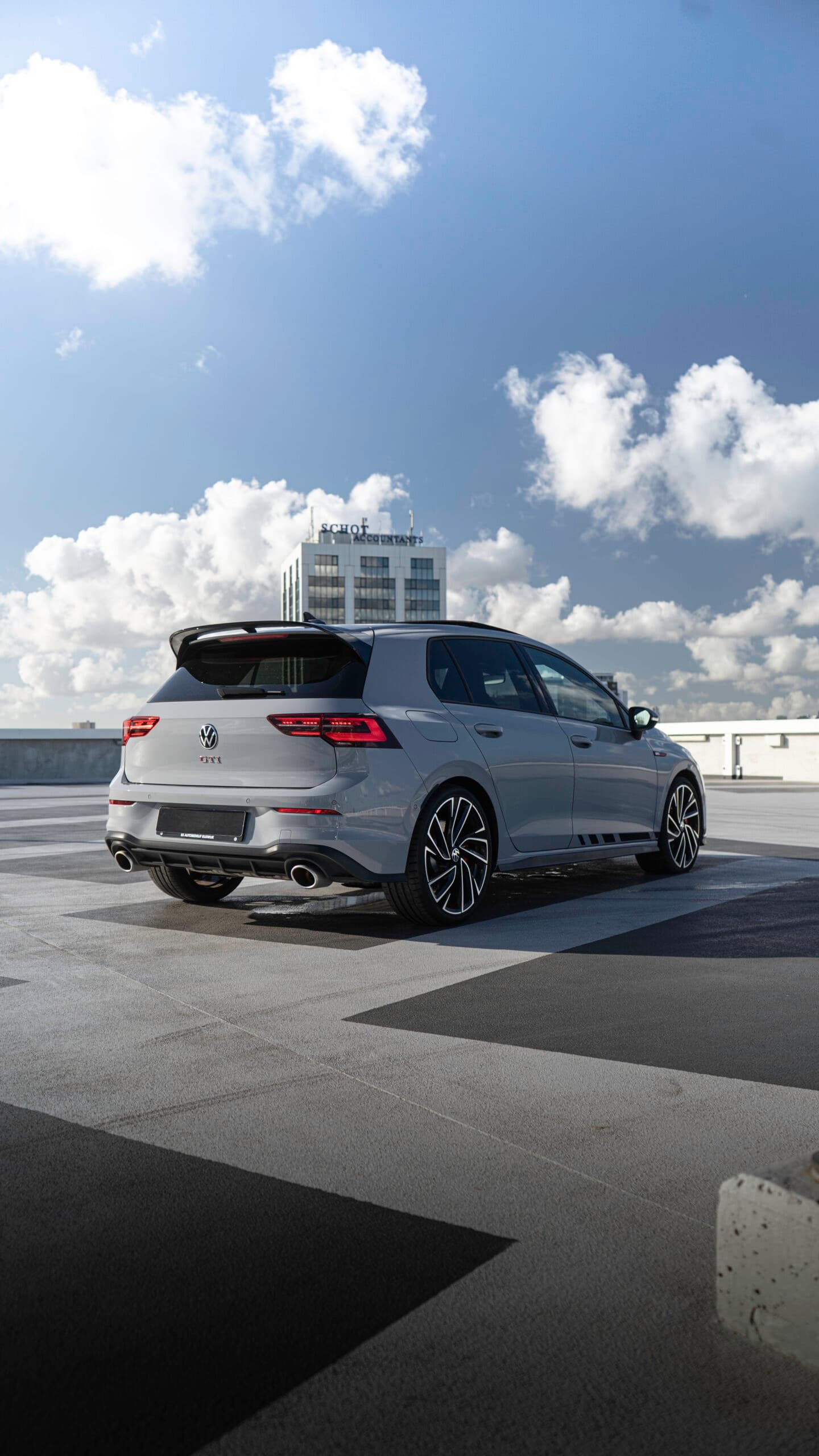 Volkswagen Golf 8 GTI Clubsport huren Den Haag — Jacks Autoverhuur