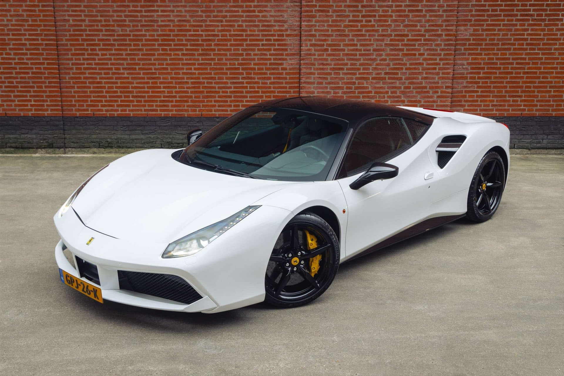 Ferrari 488