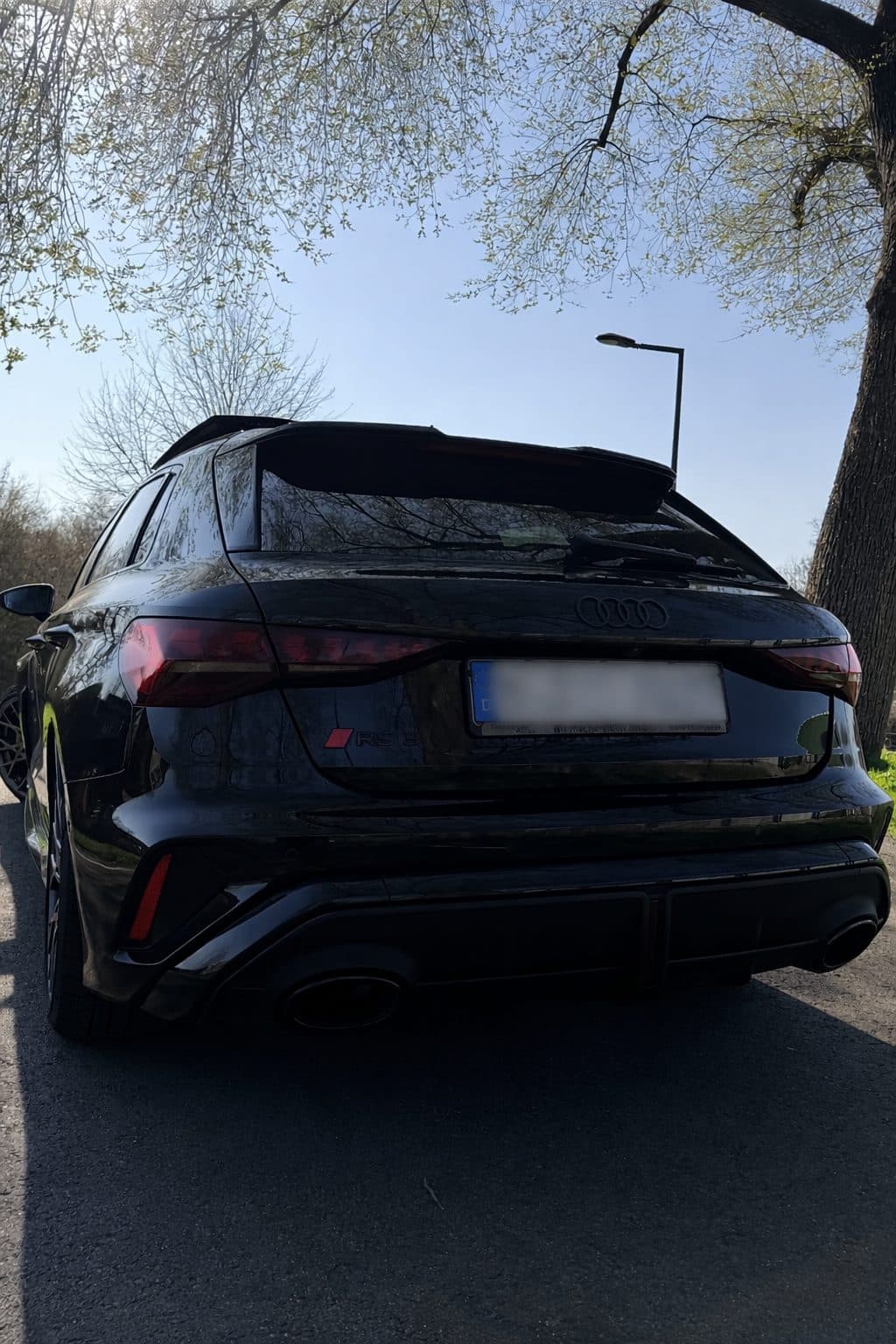 Audi RS3 Sportback Performance huren Rotterdam — MJ Autoverhuur