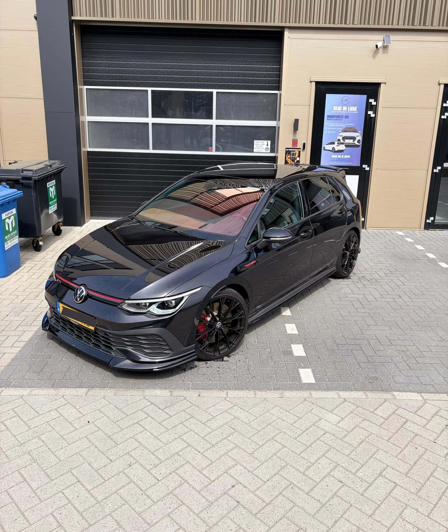 Volkswagen Golf 8 GTI Clubsport huren Rotterdam — Money Quest Autoverhuurbedrijf