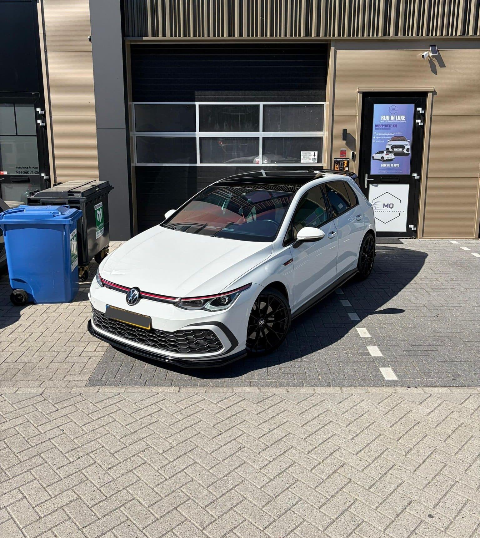 Volkswagen Golf 8 GTI (Stage 1+) huren Rotterdam — Money Quest Autoverhuurbedrijf